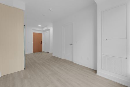 For Lease - 60 Central Park Roadway N/A Unit# 805, Toronto, Ontario - Photo 4