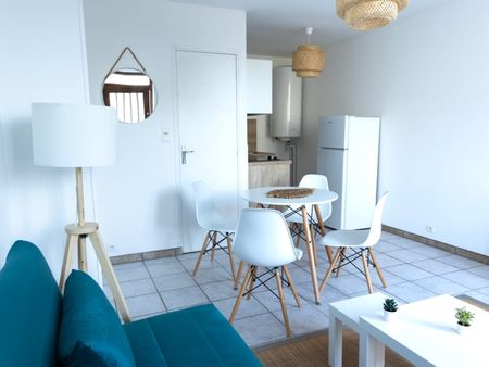 Bourges, appartement meublé deux pièces avec parking - Photo 4