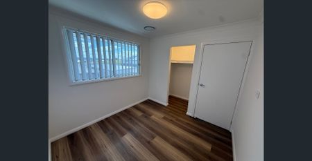 Brand New Luxury Family Home with Spacious Backyard - Photo 3