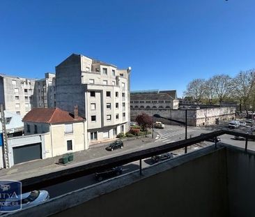 Location Appartement 4 pièces 80m² BOURGES 18000 - Photo 6