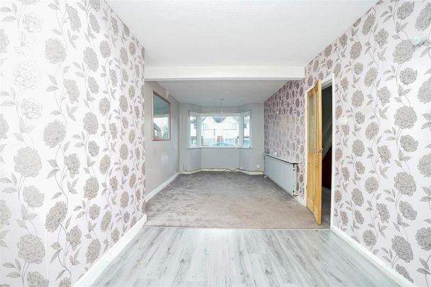 3 bedroom semi-detached house to rent - Photo 1