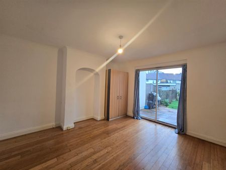 Normans Mead, London NW10 - Photo 3