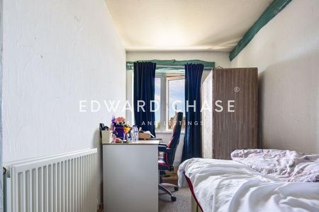 3 bedroom terraced house to rent - Photo 5