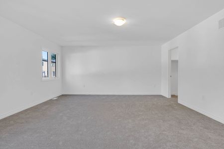 For Lease - 91 Berkely Street, Wasaga Beach, Ontario - Photo 5