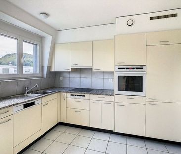 MAGNIFIQUE 4.5 pièces / WUNDERSCHÖNE 4.5-ZIMMER-WOHNUNG - Foto 4