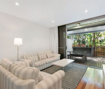 2/28 Cordelia Street, South Brisbane QLD 4101 - Townhouse For Rent ... - Photo 4