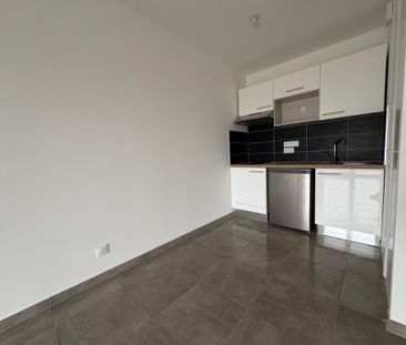 Location Appartement 2 pièces 45m² MARCELLAZ 74250 - Photo 5