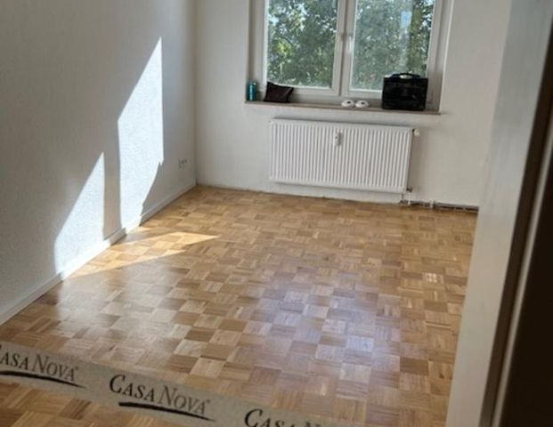 Theodor-Neubauer-Straße - Nachmieter gesucht - Foto 1