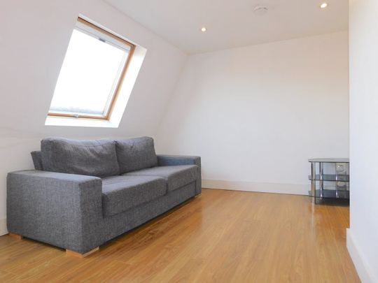 1 Bed Flat, Stroud Green Road, N4 - Photo 1