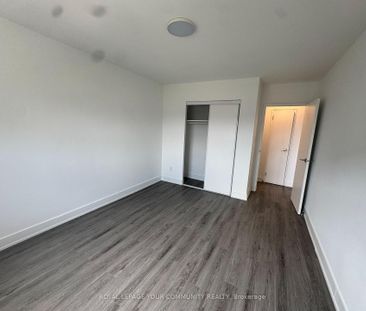 For Lease - 135 Tyndall Avenue Unit# 0815, Toronto, Ontario - Photo 3