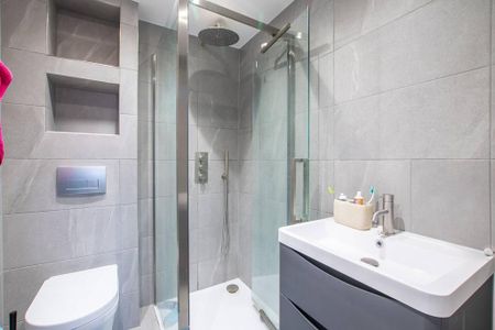 4 bedroom house to rent - Photo 3