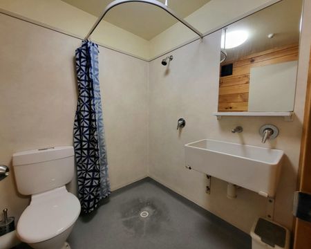 Stylish Studio Apartment for Rent – 315/12 Martin Square, Wellington - Photo 2