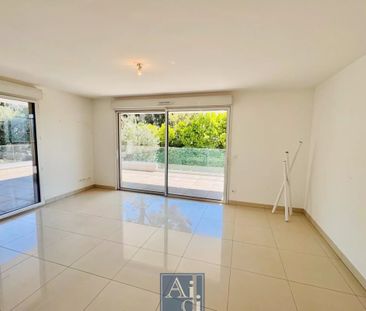 LE CANNET - Magnifique 3 pièces avec 65m² de terrasse - Photo 5