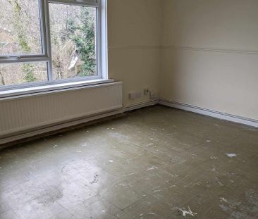 1 Bed Second Floor Flat with study, Ynys Lee, Port Talbot – ***Appl... - Photo 3