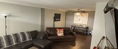 3 bedroom 2 Bath Condo. Ground floor,Walkout Patio. All Utilities included. | 156 - 1620 8 Ave NW, Calgary - Photo 1