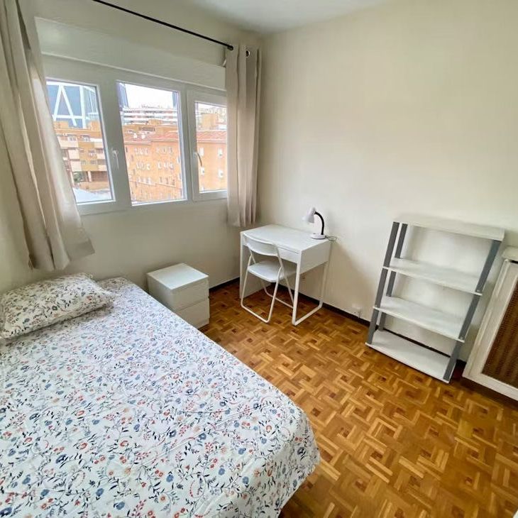 Calle Aguileñas, Madrid, Community of Madrid 28029 - Photo 1