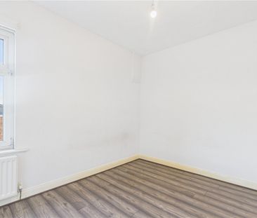2 Bedroom Terraced - Photo 6