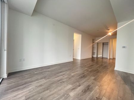 For Lease - 105 Oneida Crescent Unit# 1205, Richmond Hill, Ontario - Photo 5