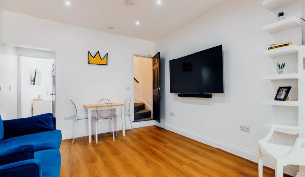 4 Bed 4 Bath - Photo 1