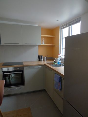 Location Appartement 2 pièces 43m² PARIS 4ème - Photo 4