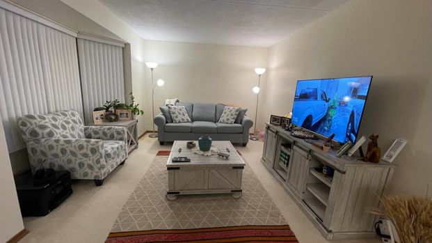 For Lease - 401 Erb Street Unit# 101, Waterloo, Ontario - Photo 1