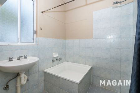 53 Lowana Terrace, Taperoo SA 5017 - House For Rent | Domain - Photo 5