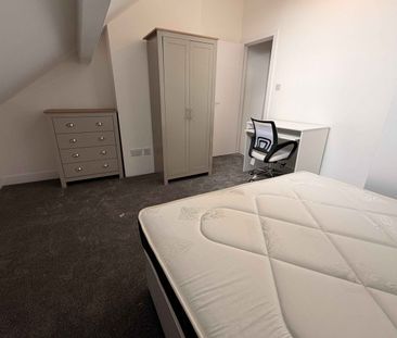 5 Bed 5 En-suite - Photo 5