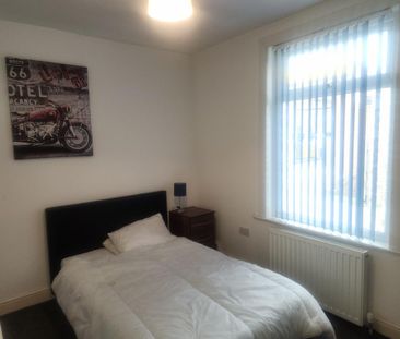 1 bedroom in a house share to rent - Photo 6