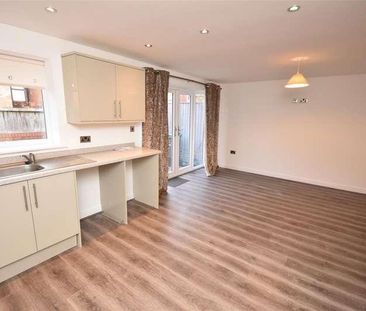 Victoria Fields, Birkenhead, CH42 - Photo 6