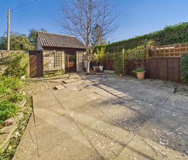 3 bedroom detached house to rent - Photo 3