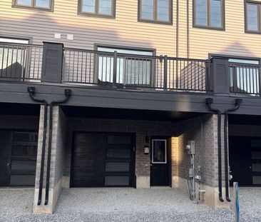 For Lease - 52 LILAC Lane, Thorold, Ontario - Photo 6