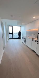 New 38th-floor Lease Transfer in Downtown Montreal - Photo 4