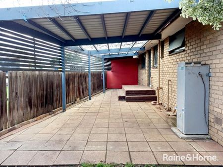 4 Vista Drive, Melton, VIC 3337 - Photo 5