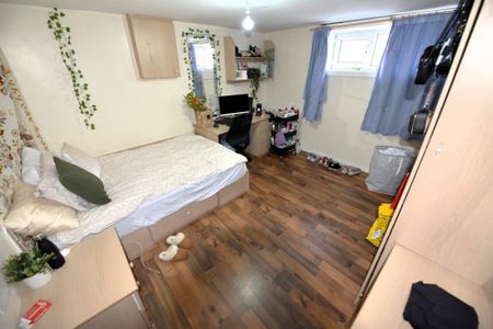 6 bedroom House in Thornville Terrace (6 Bed), Leeds - Photo 4