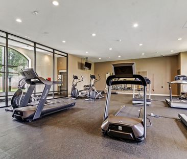 For Lease - 240 Villagewalk Boulevard Unit# 512, London North, Ontario - Photo 2