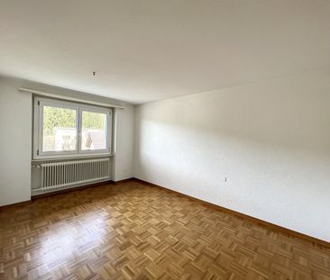 Charmante 3.5 Zimmerwohnung in Oberschrot - Photo 6