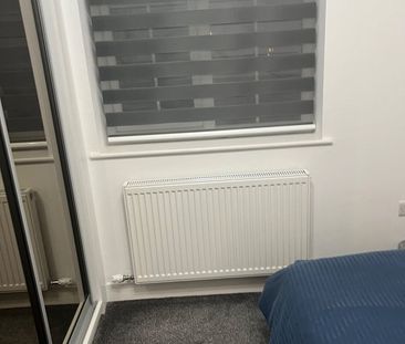 Room in a Shared House, Marland Way, M32 - Photo 3