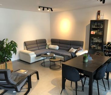 Appartement te huur - Photo 1
