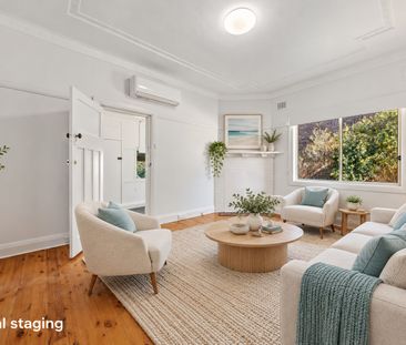 Home Sweet Home! Two Bedroom Renovated House in a Fantastic Location! - Photo 1