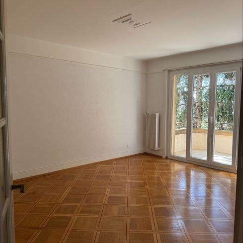 Apartment - Photo 1