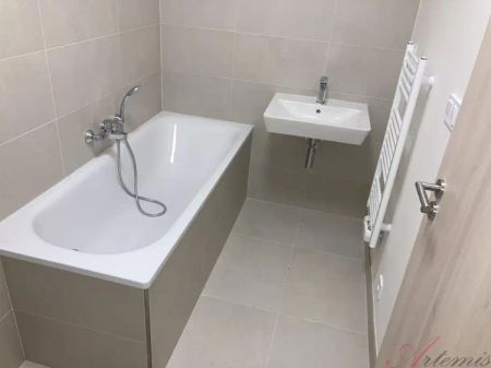 Pronájem bytu 2+kk s balkonem v OV na ul. Hasičská, Ostrava - Hrabůvka - Photo 2