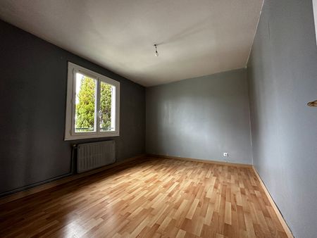 Location Maison 6 pièces 109m² - Photo 3