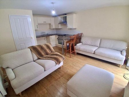 2 bedroom apartment to rent - Photo 3