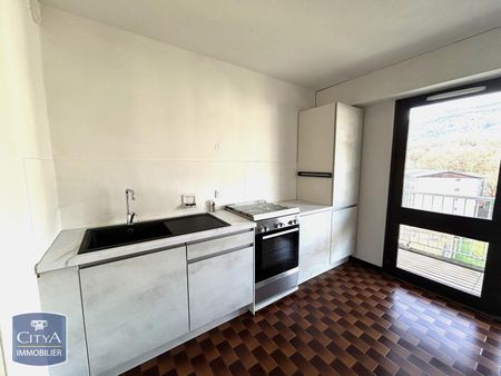 Location Appartement 2 pièces 50m² LA MOTTE SERVOLEX 73290 - Photo 3