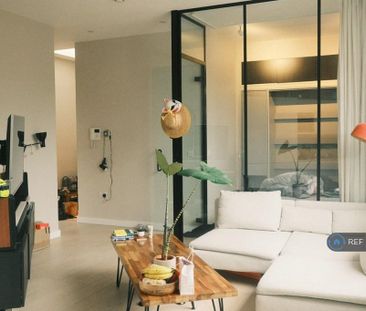 Studio to rent - Photo 6