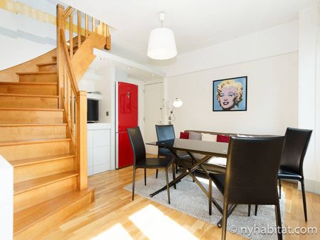Logement à Paris, Location meublée - Photo 2