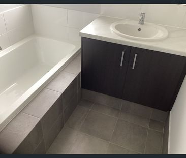 Coastal Living at Its Best! - Photo 4