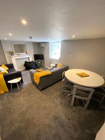 1 bedroom terraced house to rent - Photo 4