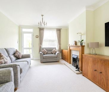 Richmond Road, Romford, RM1 - Photo 4