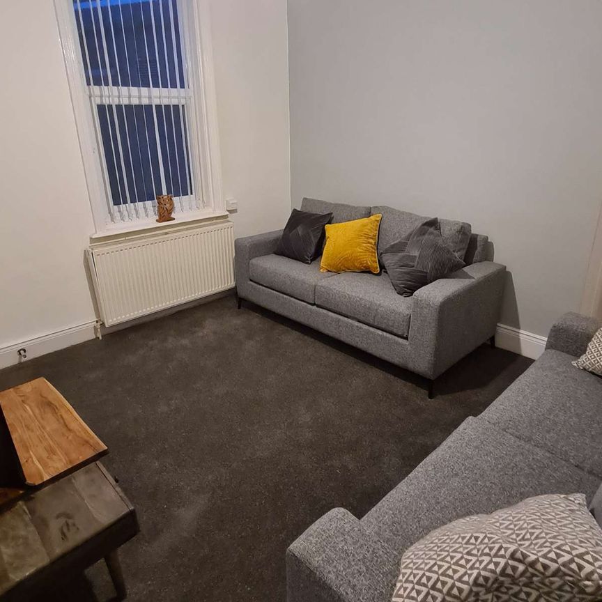 Room Available - SR4 Sunderland - Photo 1